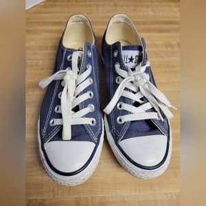 Blue converse size 7